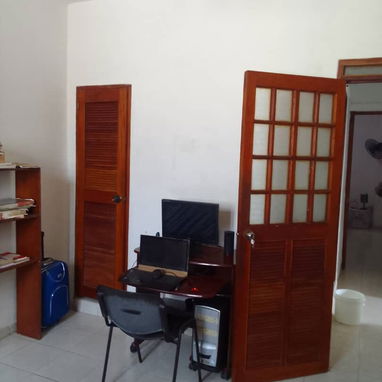 Se vende casa de dos pisos en Diez de Octubre - Img 127320647