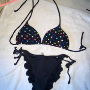 Bikinis - Img 55759527
