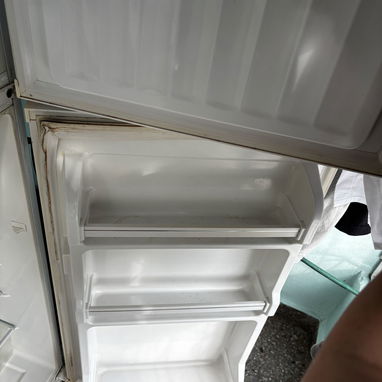 Refrigerador Haier de USO - 3/4