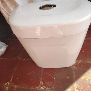 Se vende tanque para taza de baño - Img 123507391
