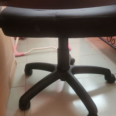 Vendo Silla de escritorio - Img 125833215