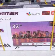 SMART TV PREMIER DE 32" HD CON GARANTÍA Y MENSAJERÍA GRATIS.NUEVO EN CAJA.Incluye SOPORTE de PARED.Pantalla infinita. - Img 48539038
