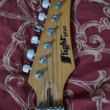 Guitarra eléctrica - Img 124561792