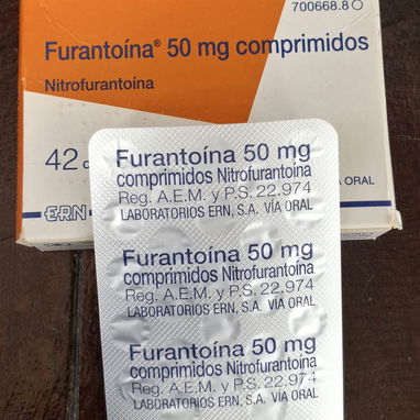 ©️- Furantoina 50mg (Compimidos), 1 Tira de 21 Tableta -©️ - Img 123975572