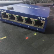 Switch NetGear 5 Puertos Base 100 - Img 54228105