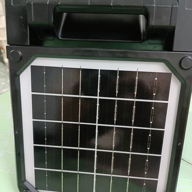 VENTILADORES CON PANEL SOLAR - 4/5