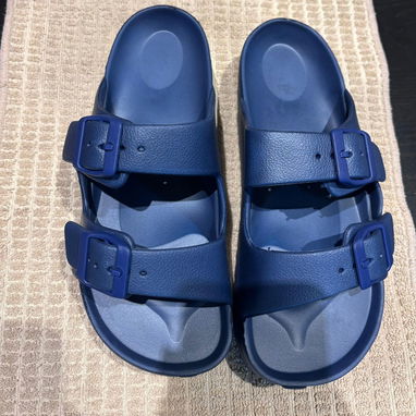 Vendo chancletas prácticas en 3500 - Img 123651948