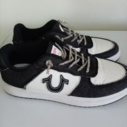 Vendo unos tenis No. 40, originales y prácticamente nuevos. - Img 57006580