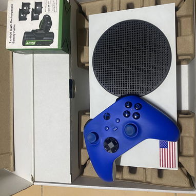 Xbox Series S : 270USD - 2/3