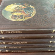 Vendo libros antiguos en ingles, 5 ejemplares, 10 usd por cada uno - Img 56643950