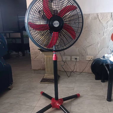 Ventilador de Pedestal 50 watts, ideal para Ecoflow o Baterías (por su poco comsumo) Colores:Rojo Azul Gris Voltaje 11 - Img 124591360