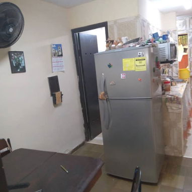Apartamento en bajó e Alamar, con patio y frente en la propiedad - 4/10
