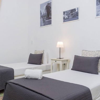 📱 Hostal Exclusivo en La Habana con Terrazas y Capacidad para Grupos - Img 116173357