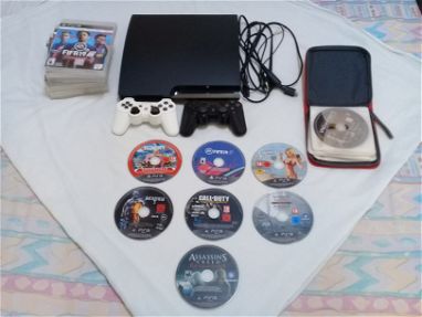 PlayStation 3 slim 320gb con dos mandos - Img main-image