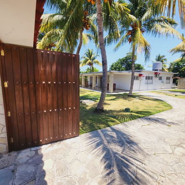 Vendo Casa con piscina en Guanabo - 10/10