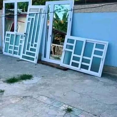 Ventanas de aluminio con cristal - Img 123998297