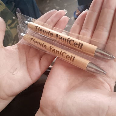 Cuños, gafetes, bolígrafos, etiquetas. Todo personalizado - Img 121519080