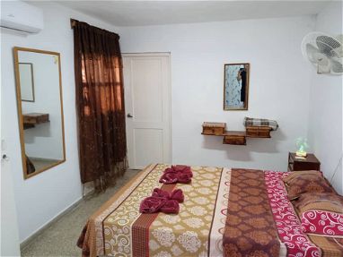 ⭐ Renta casa de 8 habitaciones,8 baños,minibar,sala, cocina, piscina, barbecue en Guanabo - Img 64790439