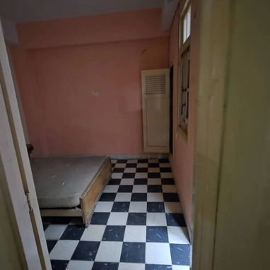 AL1004- Apartamento en venta en San Lázaro, cerca de Galiano – Centro Habana - 4/10