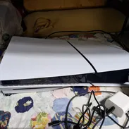 PS5 Slim con lector de disco y varios juegos digitales - Img 57927047