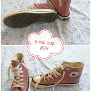 Vestidos, conjuntos, ropa deportiva, tenis y botas - Img 57161696