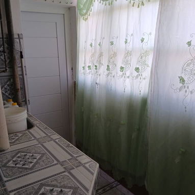 Vendo apartamento en micro x ,6to piso de 2 cuartos,en 4500 usd con todo adentro - 5/9