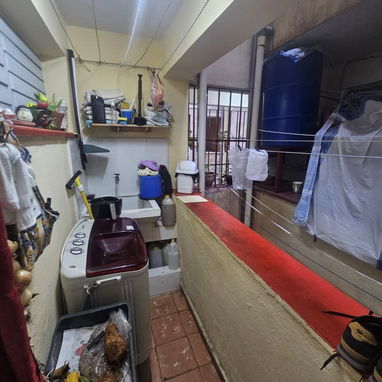 🏡*116_⚠️Gran⚠️Oferta⚠️De un Apto en el Cerro en un 3er piso de los edificios no tan altos,son anchos de pasos cortos,vi - Img 122990038