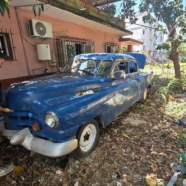 Se vende Cadillac año 52 - Img 126044993