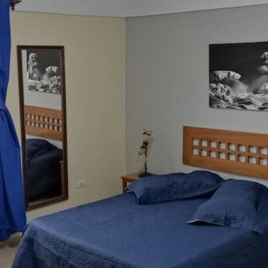 ¡APARTAMENTO DE LUJO EN CUBA! 🌴 3 Habitaciones, 3 Baños Privados, AC, Cocina Equipada. IDEAL GRUPOS/FAMILIAS. - Img 121650522