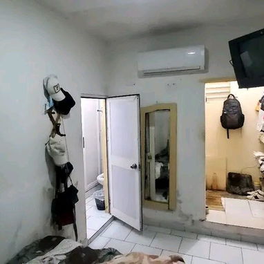 12500 usd vendo apartamento en el vedado es interior más q céntrico ubicado en 23 y G es en bajos de 1/4 con vestidor (q - 5/8