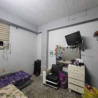 Venta de Apartamento en Centro Habana, planta baja y a puerta de calle.#218 - Img 127707021
