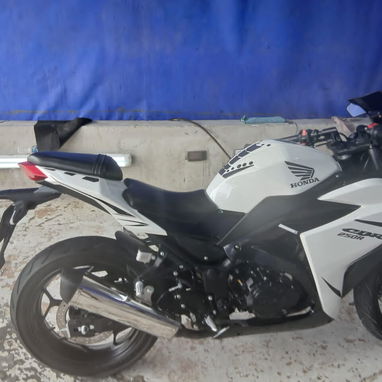 Moto isuki huracan  250 cc - 2/2