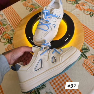 Zapatos variados, de diferentes diseños y colores. A muy buen precio - 3/10