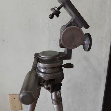 VENTA DE TRÍPODE PARA CÁMARAS - Img 117069618