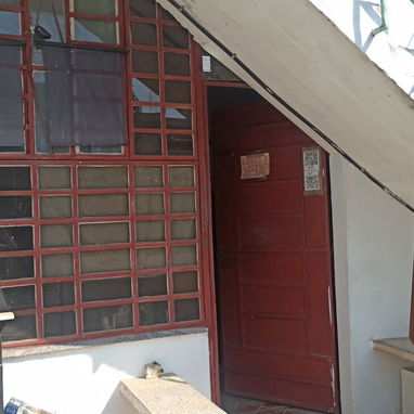 Vivienda 1er piso 3 cuartos placa libre posible parqueo por 70y13 Playa 35mil 53582376 - Img 122504980