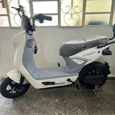 ‼️PRECIO - 660 USD  LLAMAR 52420298 BICICLETA ELECTRICA   CHALLENGER PRONTEZZA   PROPIEDAD Y GARANTÍA   ●🔋 Batería de Á - 3/4