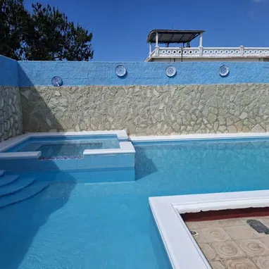Oferta especial de casa Confortable de renta en Guanabo con piscina para su disfrute! Reserva ahora y no te arrepentirás - Img 97822774