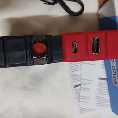 Linterna Recargable portátil que funciona como power bank, por favor hay que llamar no hay corriente - Img 119067232