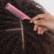 💇🏾‍♀️ PEINE COLA DE RATA | $3 USD  Ideal para hacer particiones, líneas precisas y peinados más limpios. Su mango de p - Img 57903207
