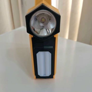 Lámpara recargable con panel solar - 3/3