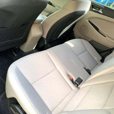 Vendo hyundai tucson 2018 - 2000cc gasolina 63000 millas - Img 110653133