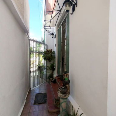 Casa en Venta en el Vedado - 6/10