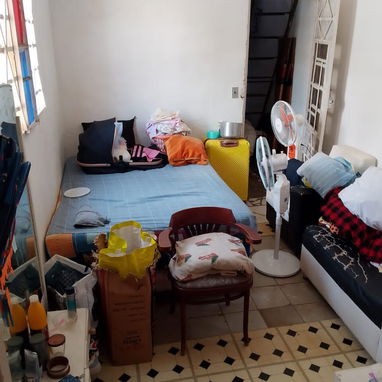 Casa en venta de dos planta y placa libre la planta de arriba se vende por separado en 13.000 usd - 8/9