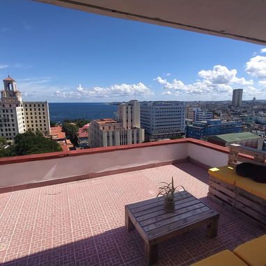 📱 Renta de Habitación Privada a solo unos pasos del Malecón - Img 116115992