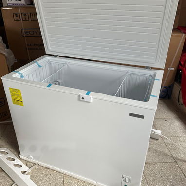 Nevera Horizontal 12.5 pies marca Royal llave y cerradura en la tapa, precio $400 USD Transporte Incluido - Img 121848540