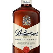 Vendo 1 botella de Whisky Ballantines - Img 45770121
