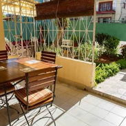 Apartamento en Vedado de 3 habitaciones y kit solar - Img 57632264