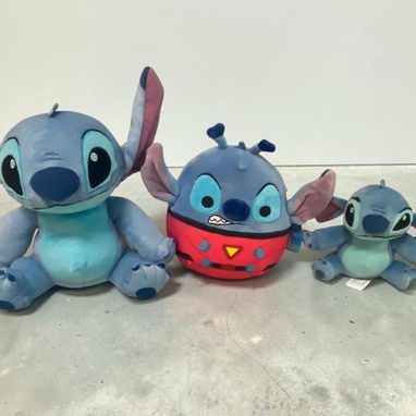 FUNKOS Y PELUCHES - Img 122124062