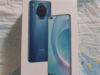 Vendo 2 teléfono  Huawei honor los modelos están en la foto - Img main-image