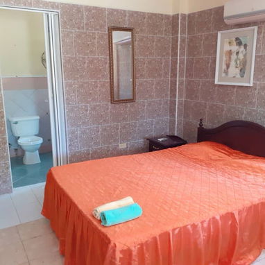 Venta de mansion en guanabo a 200 metros de la playa - Img 122994666